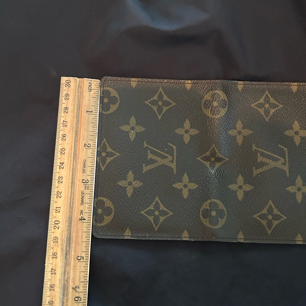 Vintage Louis Vuitton Card Holder - Picture 14 of 15